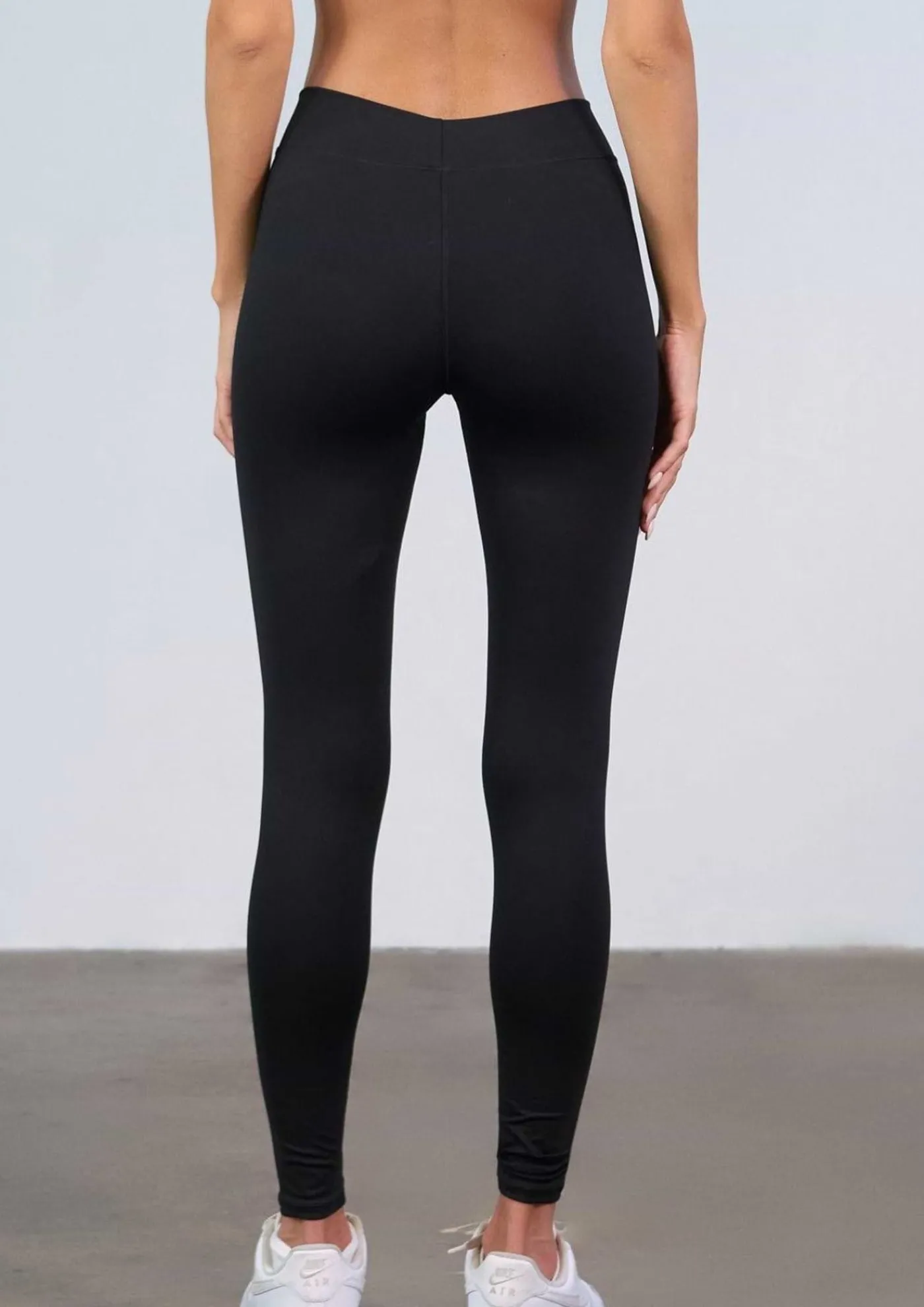 Cassandra Black - Legging*Bananhot Hot
